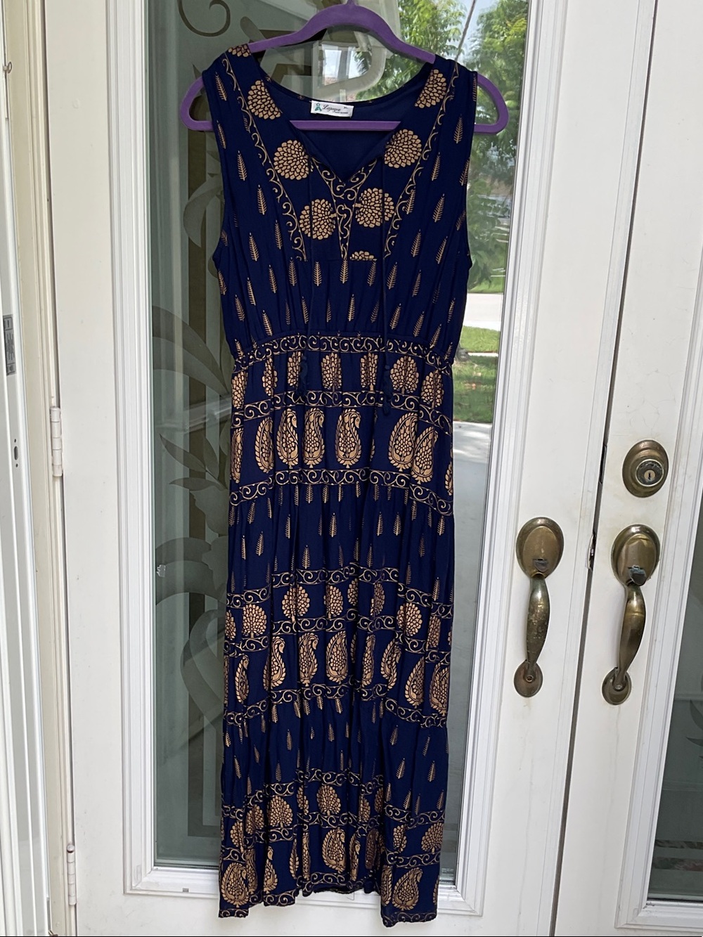 Sleeveless Navy Maxi Dress with Gold Print